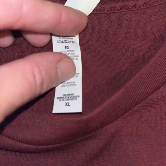 Bella Canvas Christmas T Shirt XL Graphic North Pole Brewing Co Holiday Spirits - Picture 5 of 8